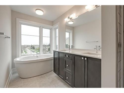 67-2273 Turnberry Road, Burlington, ON - Indoor Photo Showing Bathroom