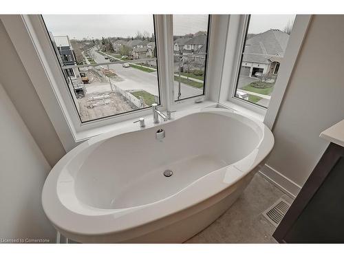 67-2273 Turnberry Road, Burlington, ON - Indoor Photo Showing Bathroom