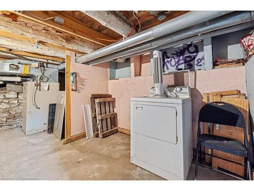 13 Broad Lane, Teeterville, ON - Indoor Photo Showing Laundry Room