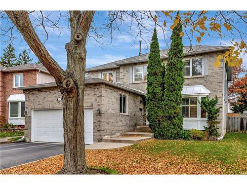 11 Willowtree Court, Dundas, ON - Outdoor With Facade