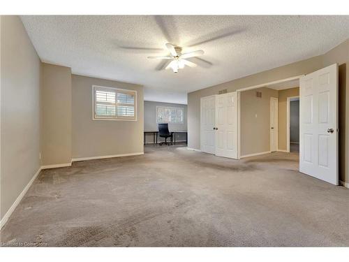 11 Willowtree Court, Dundas, ON - Indoor Photo Showing Other Room