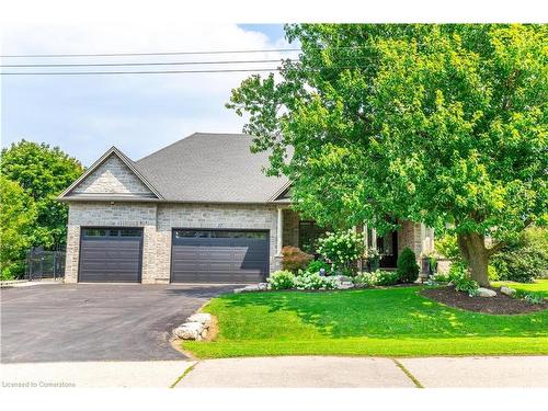 17 Mcdonald Court, Waterdown, ON - Outdoor