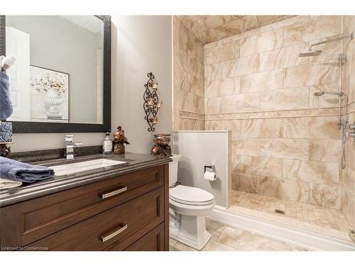 17 Mcdonald Court, Waterdown, ON - Indoor Photo Showing Bathroom