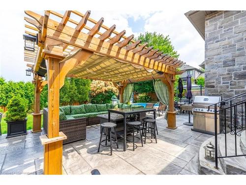 17 Mcdonald Court, Waterdown, ON - Outdoor With Deck Patio Veranda With Exterior