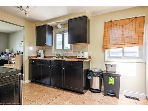 13 Keefer Road, Thorold, ON - Indoor Photo Showing Kitchen With Double Sink