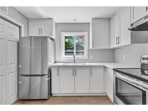 2940 3 Highway, Port Colborne, ON - Indoor Photo Showing Kitchen