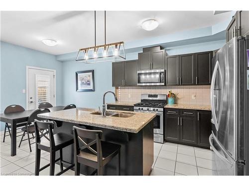 55 Sonoma Valley Crescent, Hamilton, ON - Indoor Photo Showing Kitchen With Double Sink With Upgraded Kitchen