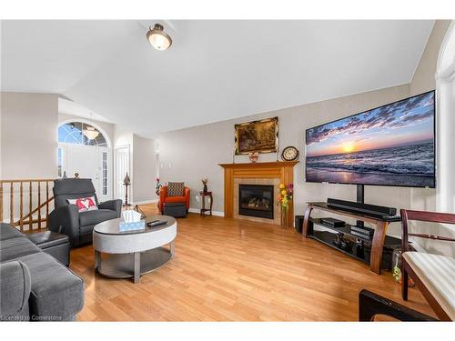 46 Jane Street, Smithville, ON - Indoor Photo Showing Living Room With Fireplace