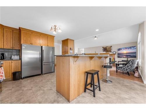 46 Jane Street, Smithville, ON - Indoor Photo Showing Kitchen