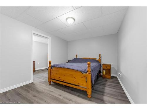 46 Jane Street, Smithville, ON - Indoor Photo Showing Bedroom