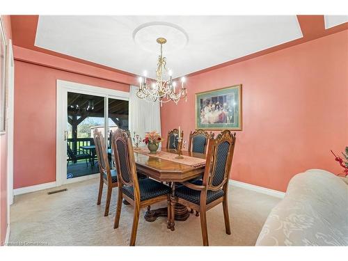 337 Mcneilly Road, Stoney Creek, ON - Indoor Photo Showing Dining Room