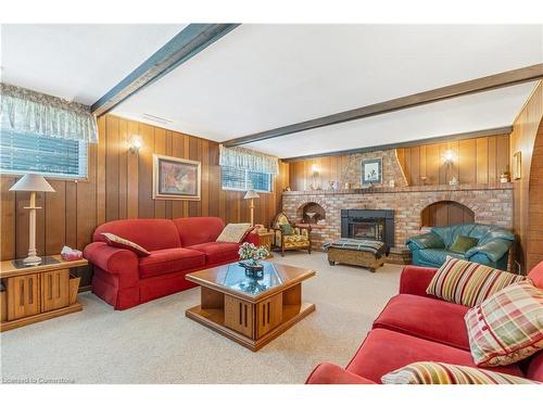 337 Mcneilly Road, Stoney Creek, ON - Indoor Photo Showing Living Room With Fireplace