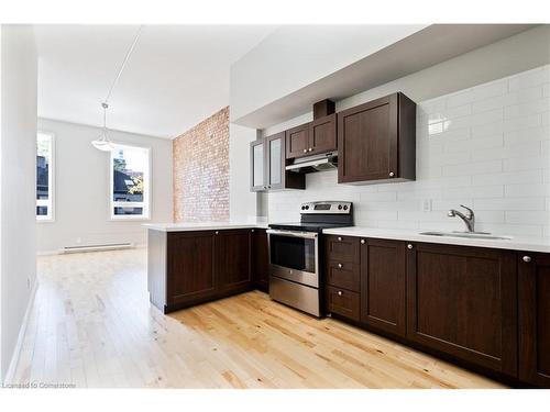 1-215 King Street E, Hamilton, ON - Indoor Photo Showing Kitchen