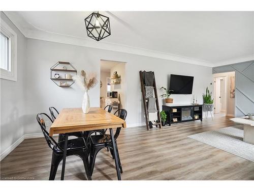 Upper-13 Beaucourt Place, Hamilton, ON - Indoor Photo Showing Dining Room