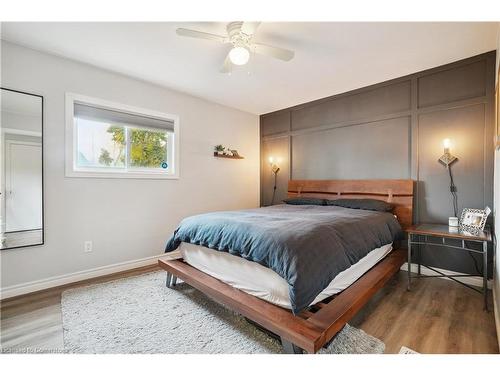 Upper-13 Beaucourt Place, Hamilton, ON - Indoor Photo Showing Bedroom