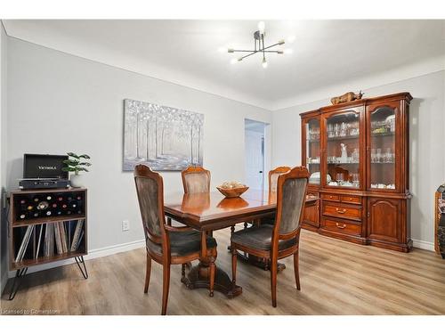 Upper-13 Beaucourt Place, Hamilton, ON - Indoor Photo Showing Dining Room