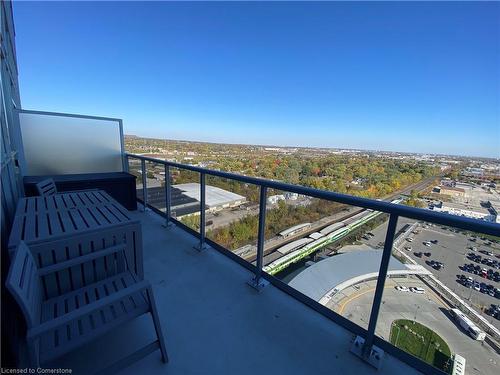 2003-2093 Fairview Street, Burlington, ON - Outdoor With Balcony With View