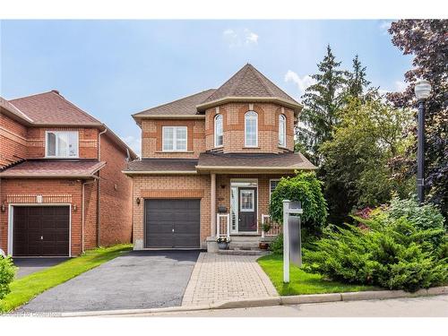 109 Peachwood Crescent, Stoney Creek, ON - Outdoor With Facade