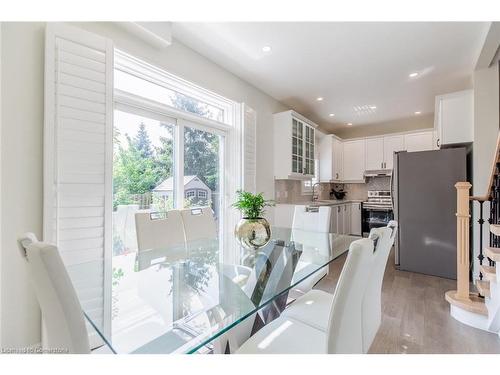 109 Peachwood Crescent, Stoney Creek, ON - Indoor Photo Showing Dining Room