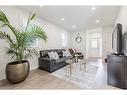 109 Peachwood Crescent, Stoney Creek, ON  - Indoor Photo Showing Living Room 