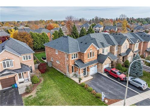 18 Moore Crescent, Ancaster, ON - Outdoor