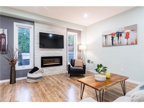 18 Moore Crescent, Ancaster, ON - Indoor Photo Showing Living Room With Fireplace