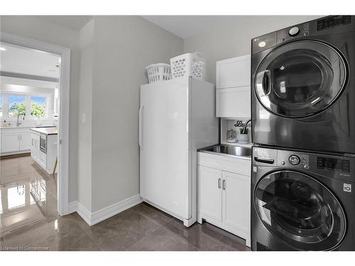 3608 Carolinia Court, Ridgeway, ON - Indoor Photo Showing Laundry Room