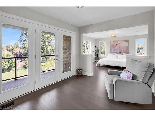 3608 Carolinia Court, Ridgeway, ON - Indoor Photo Showing Living Room