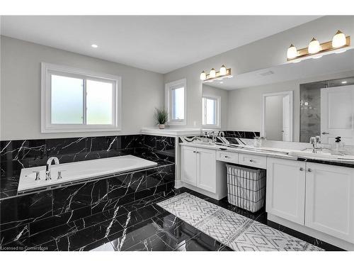 3608 Carolinia Court, Ridgeway, ON - Indoor Photo Showing Bathroom