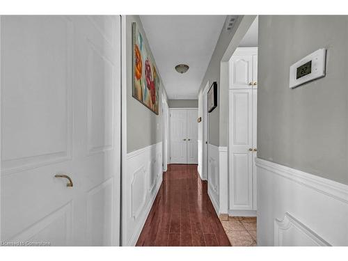 14 Par Place, Hamilton, ON - Indoor Photo Showing Other Room