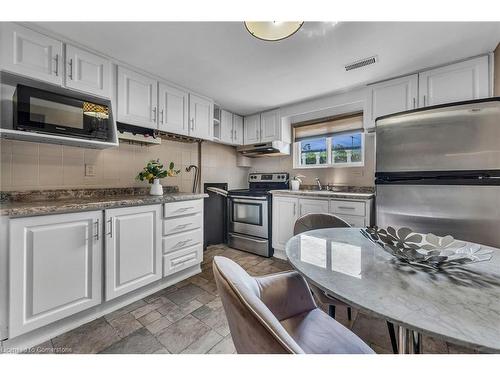 14 Par Place, Hamilton, ON - Indoor Photo Showing Kitchen