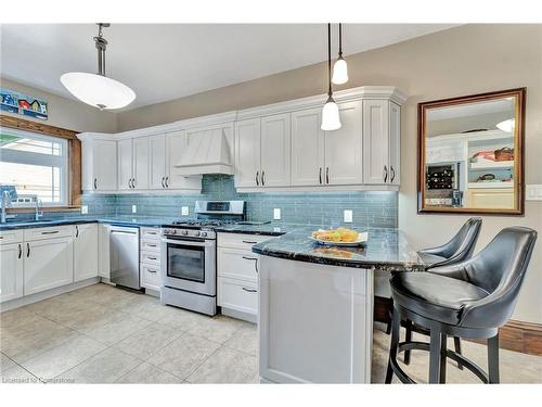 2038 Governors Road, Ancaster, ON - Indoor Photo Showing Kitchen