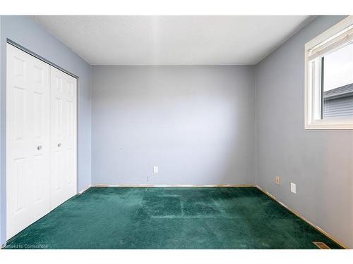 23 Lancer Court, Hamilton, ON - Indoor Photo Showing Other Room