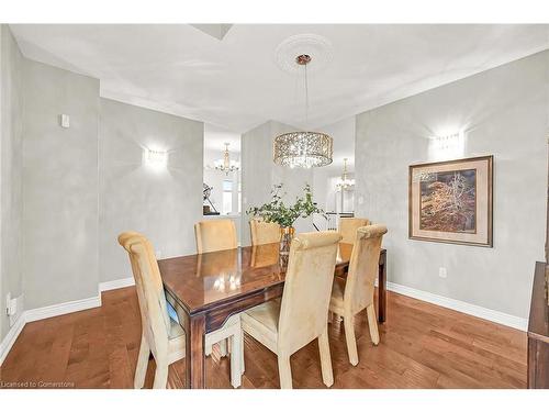 91 Southcreek Court, Ancaster, ON - Indoor Photo Showing Dining Room