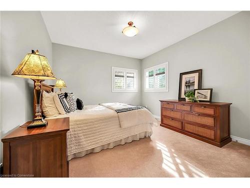 91 Southcreek Court, Ancaster, ON - Indoor Photo Showing Bedroom