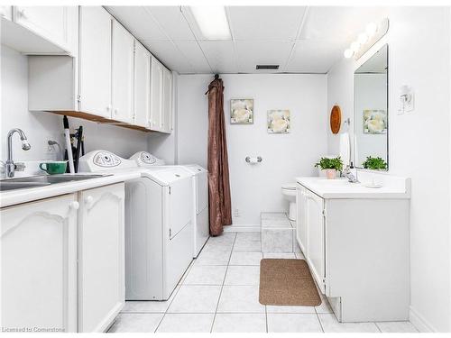 19 Isabel Drive, Brantford, ON - Indoor Photo Showing Laundry Room