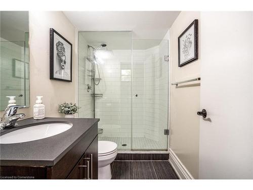 104-200 Stinson Street, Hamilton, ON - Indoor Photo Showing Bathroom