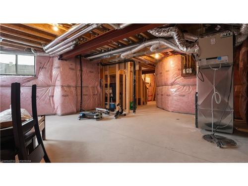 31-1465 Station Street, Fonthill, ON - Indoor Photo Showing Basement