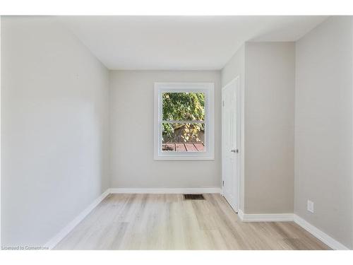 41 Martha Street, Hamilton, ON - Indoor Photo Showing Other Room