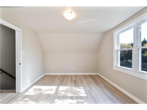 41 Martha Street, Hamilton, ON - Indoor Photo Showing Other Room