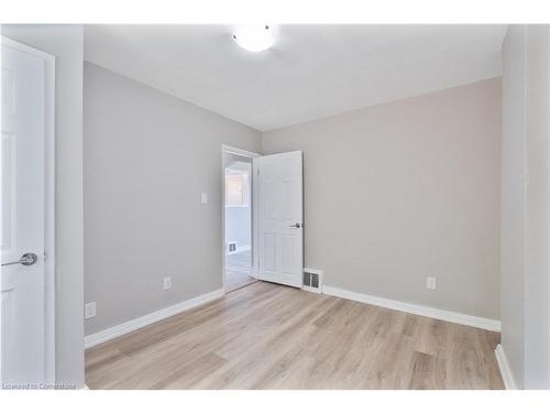 41 Martha Street, Hamilton, ON - Indoor Photo Showing Other Room