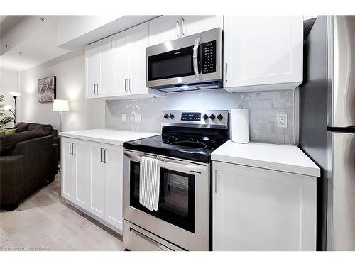 308-4514 Ontario Street, Beamsville, ON - Indoor Photo Showing Kitchen With Stainless Steel Kitchen