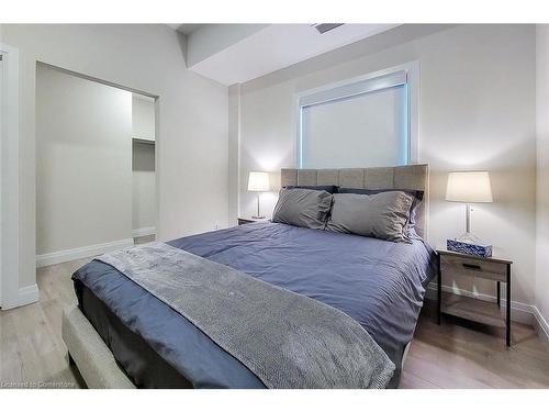 308-4514 Ontario Street, Beamsville, ON - Indoor Photo Showing Bedroom