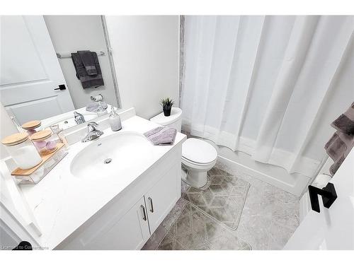 308-4514 Ontario Street, Beamsville, ON - Indoor Photo Showing Bathroom