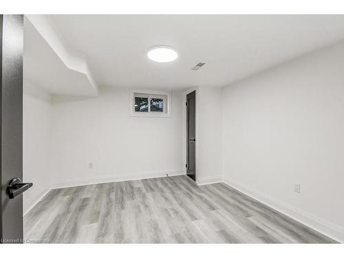 122 Kenilworth Avenue S, Hamilton, ON - Indoor Photo Showing Other Room