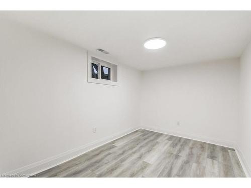 122 Kenilworth Avenue S, Hamilton, ON - Indoor Photo Showing Other Room