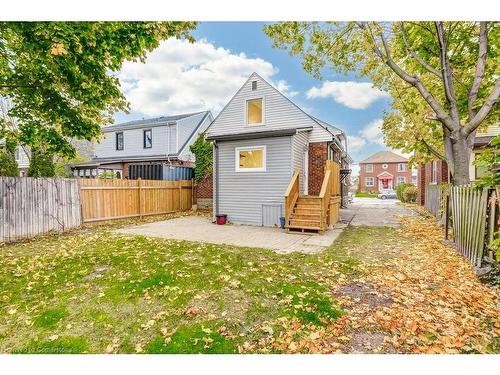 122 Kenilworth Avenue S, Hamilton, ON - Outdoor With Deck Patio Veranda