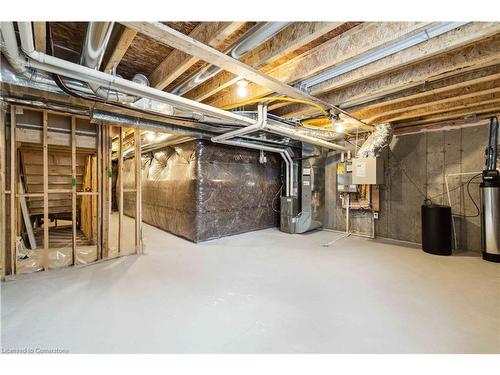 62-10 Birmingham Drive, Cambridge, ON - Indoor Photo Showing Basement