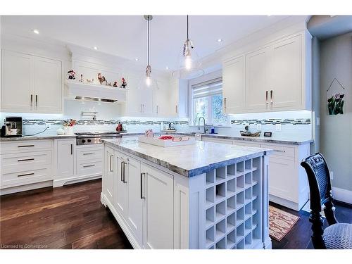 242 Burton Road, Oakville, ON - Indoor Photo Showing Kitchen