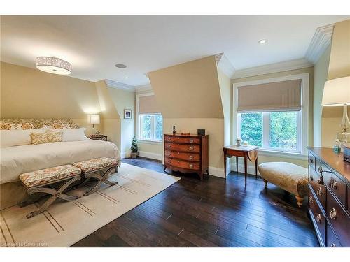 242 Burton Road, Oakville, ON - Indoor Photo Showing Bedroom